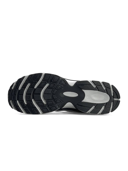 Nike V5 RNR Black Grey