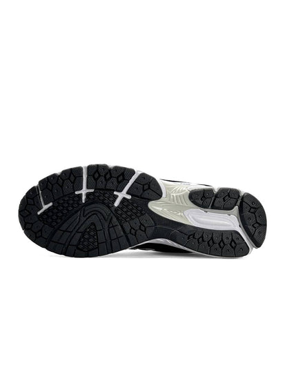 New Balance 1906R Black White III