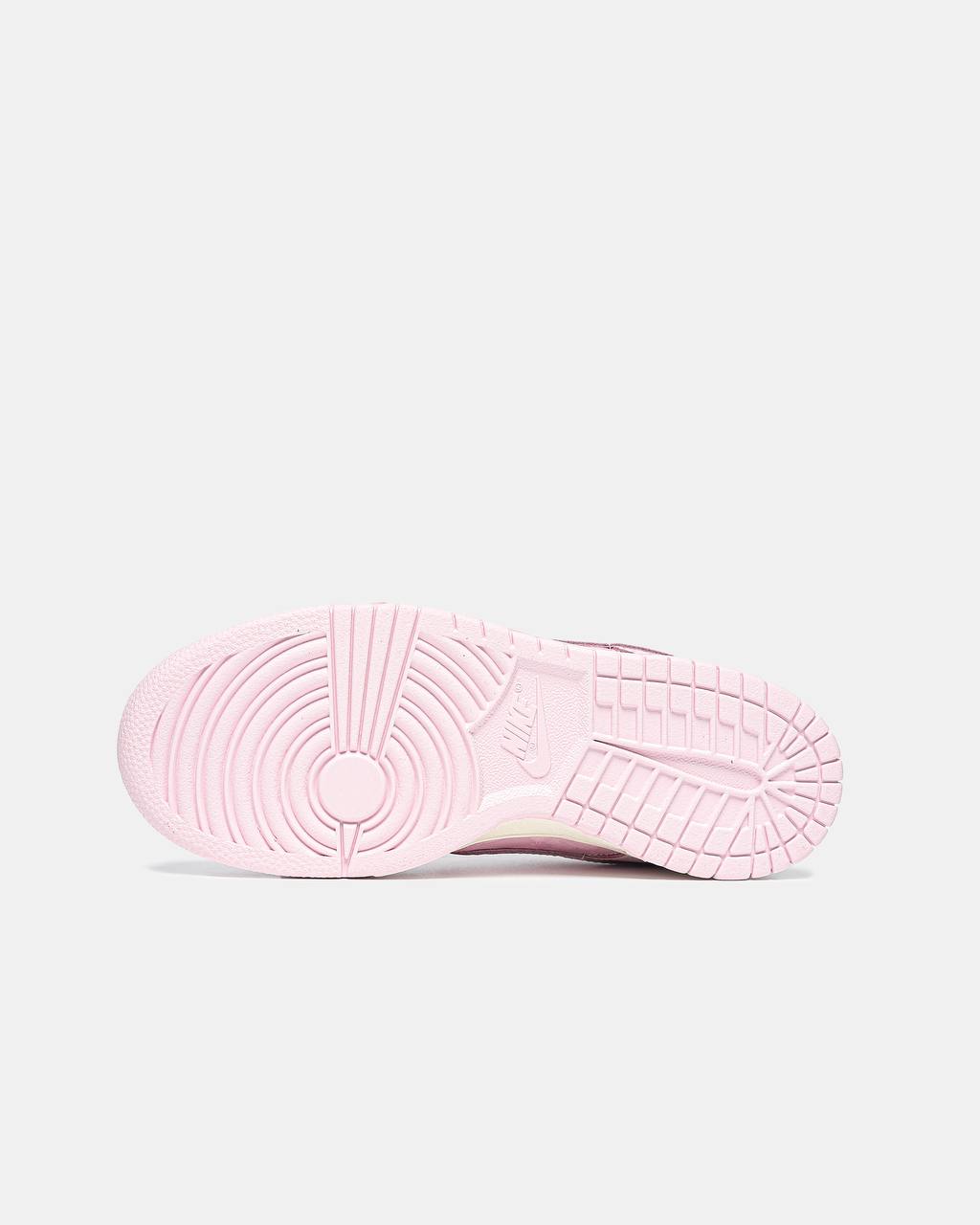 Nike SB Dunk Low Lace Pack Regal Pink