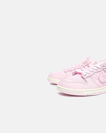 Nike SB Dunk Low Lace Pack Regal Pink