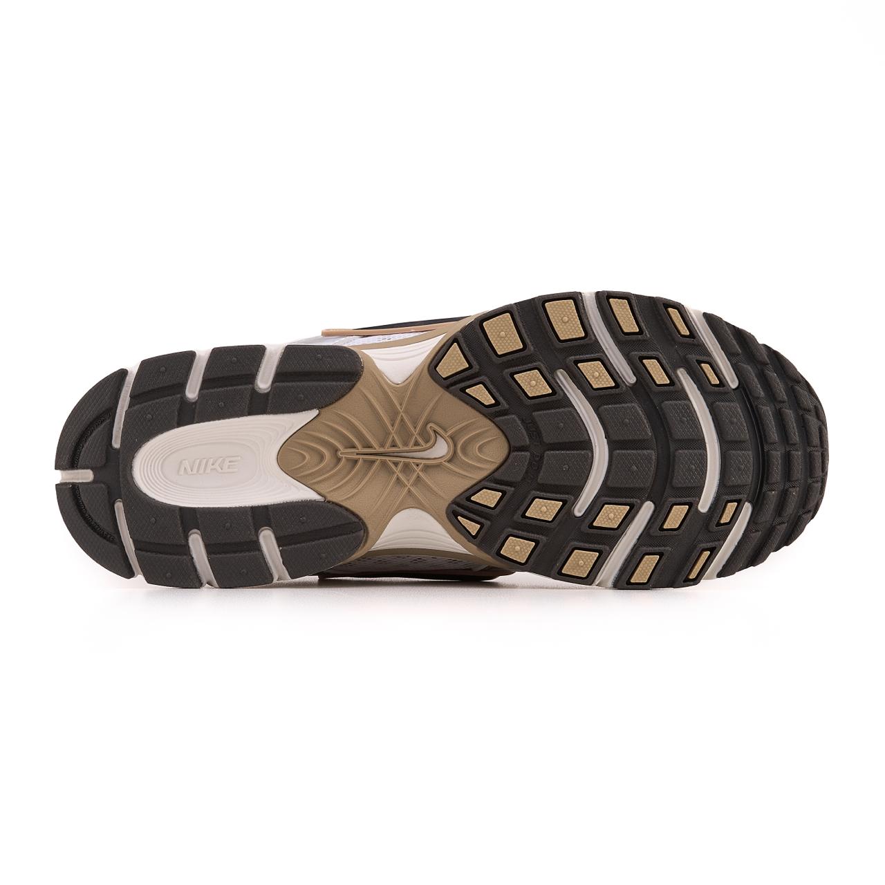Nike V5 RNR White Silver Gold