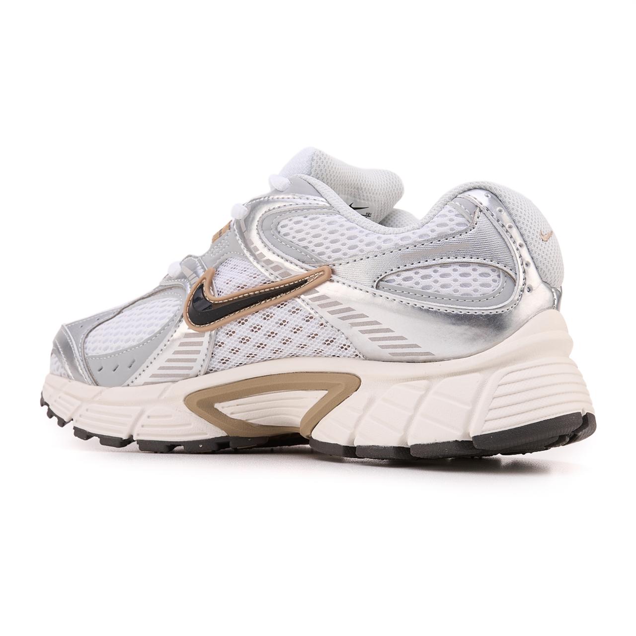 Nike V5 RNR White Silver Gold