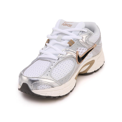 Nike V5 RNR White Silver Gold