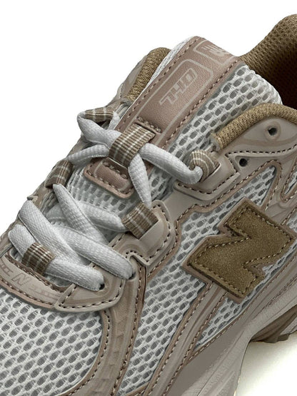 New Balance 740 White Beige