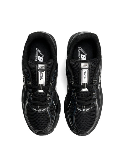 New Balance 740 Black White