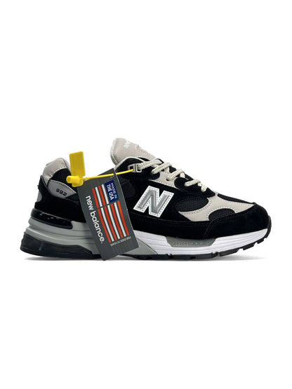 New Balance 992 Black Beige