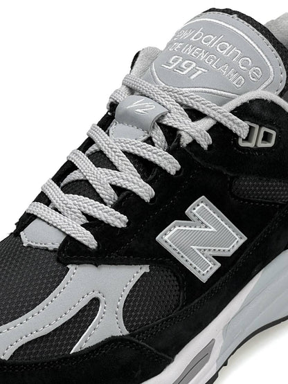 New Balance 991v2 Black White