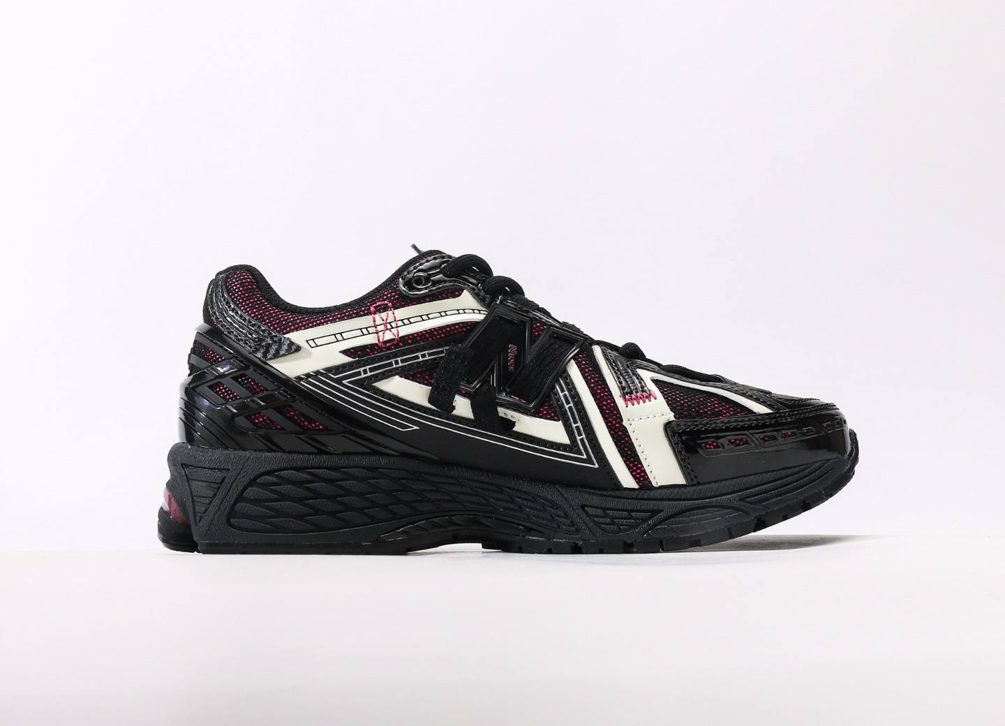 New Balance 1906A Dragon Berry 2025
