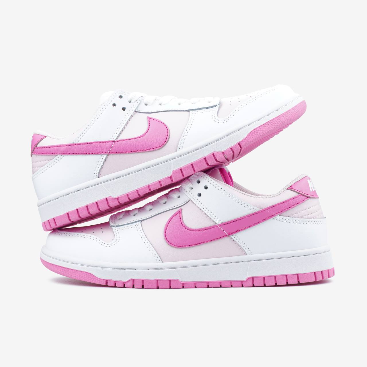 Nike SB Dunk White Pink