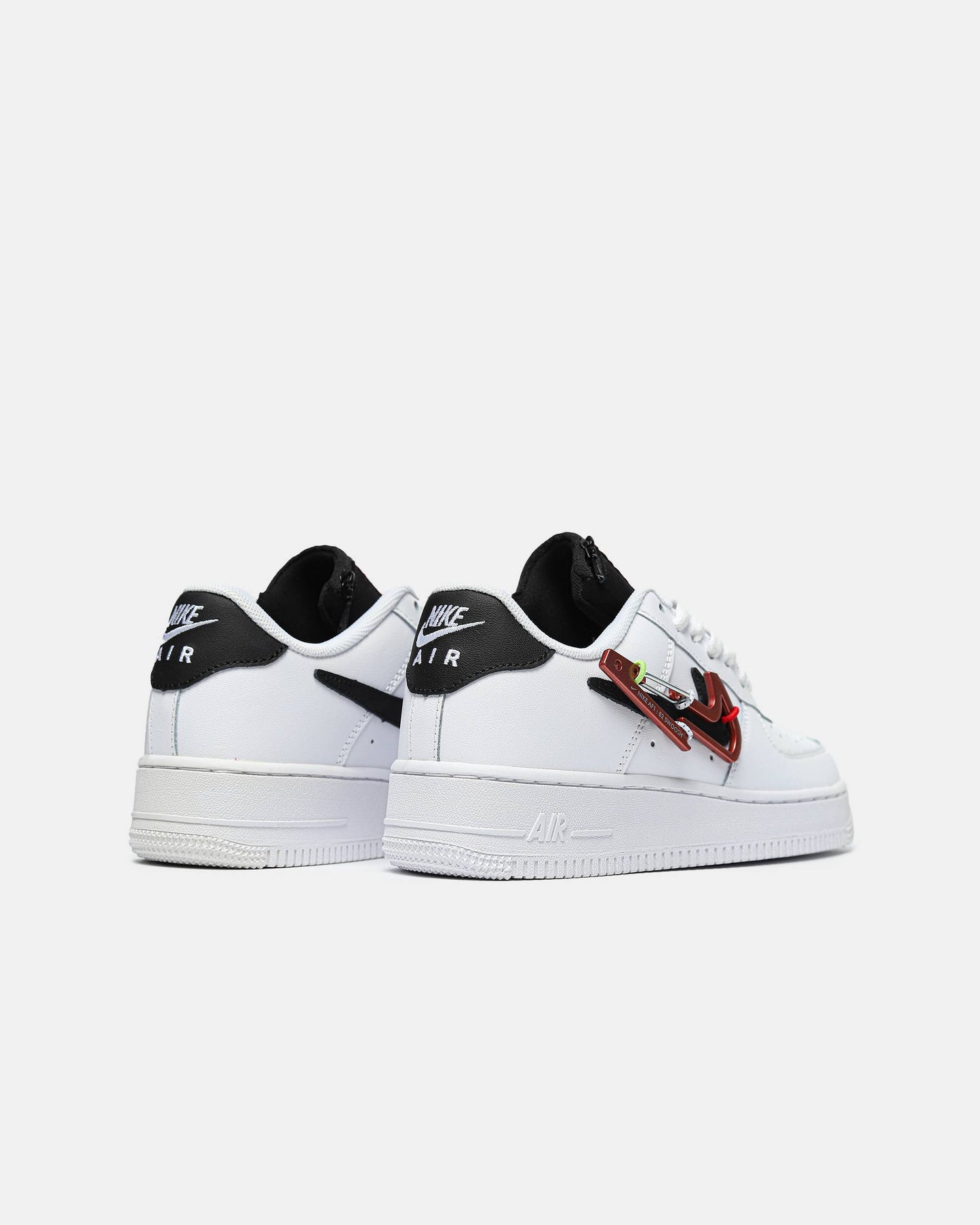 Nike Air Force 1 '07 PRM Mousqueton Swoosh Rouge DH7579-100 Pour