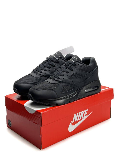 Nike Air Max IVO All Black