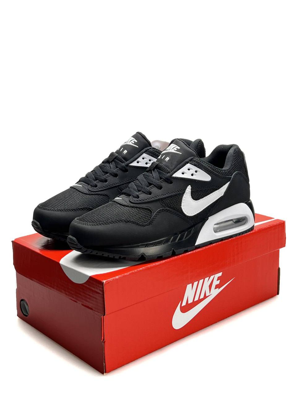 Nike Air Max IVO Black White