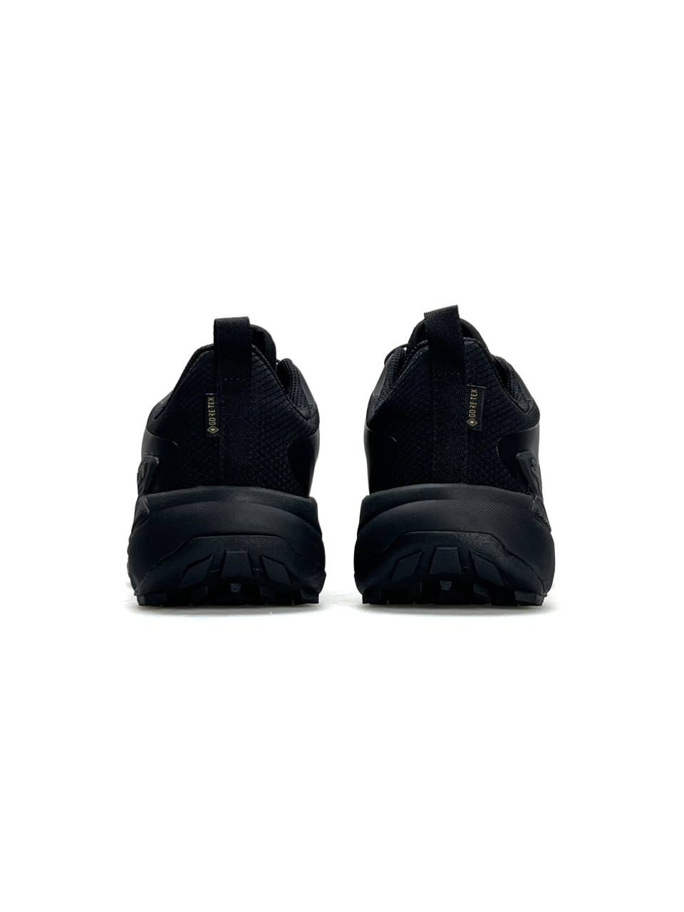 Salomon Genesis Gore-Tex All Black