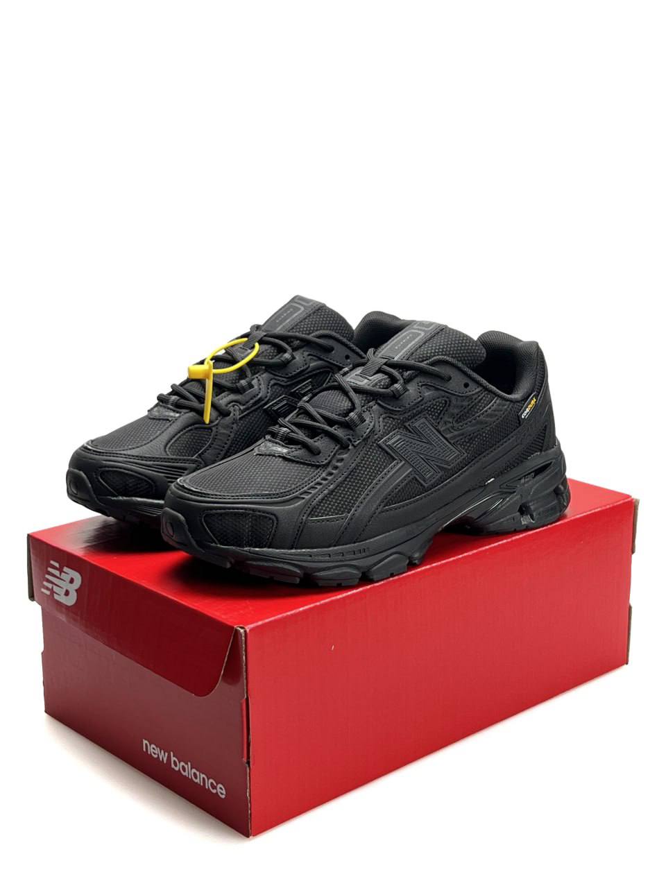 New Balance 740 Cordura Gore-Tex All Black