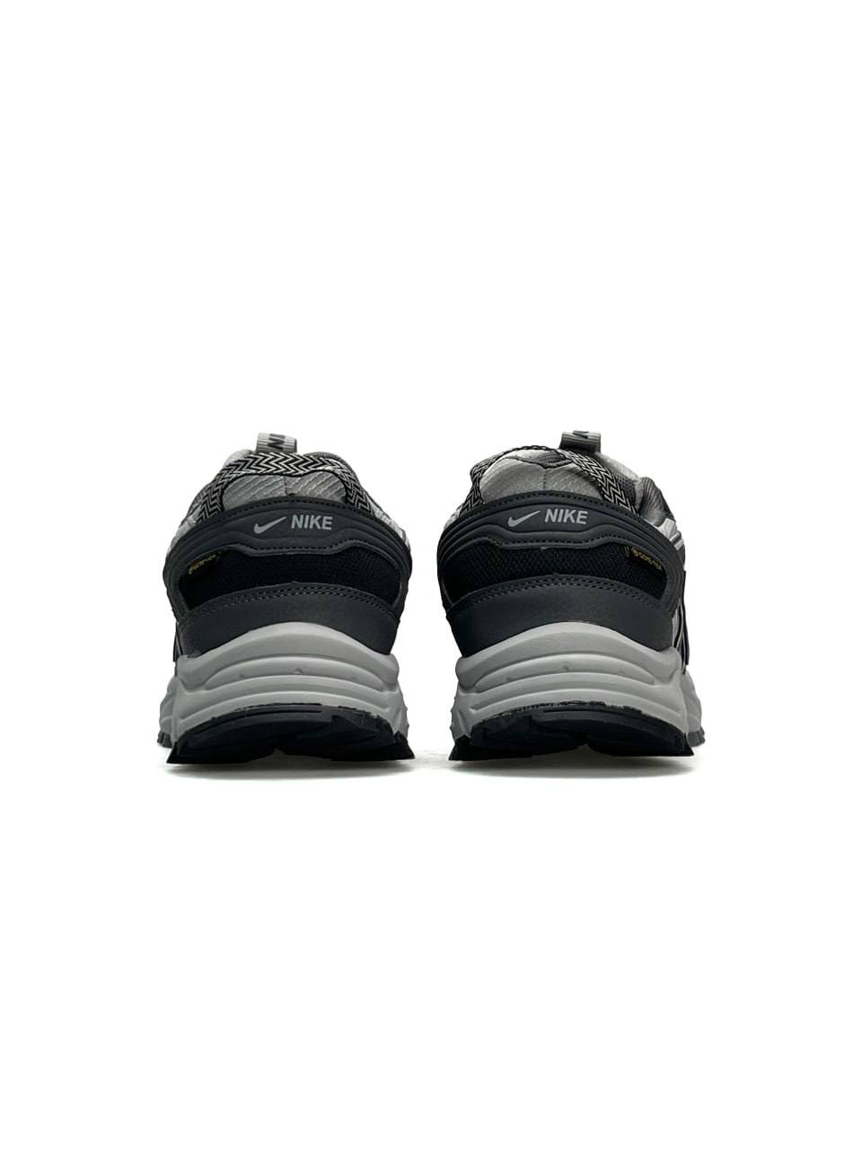 Nike V2K Gore-Tex Light Grey