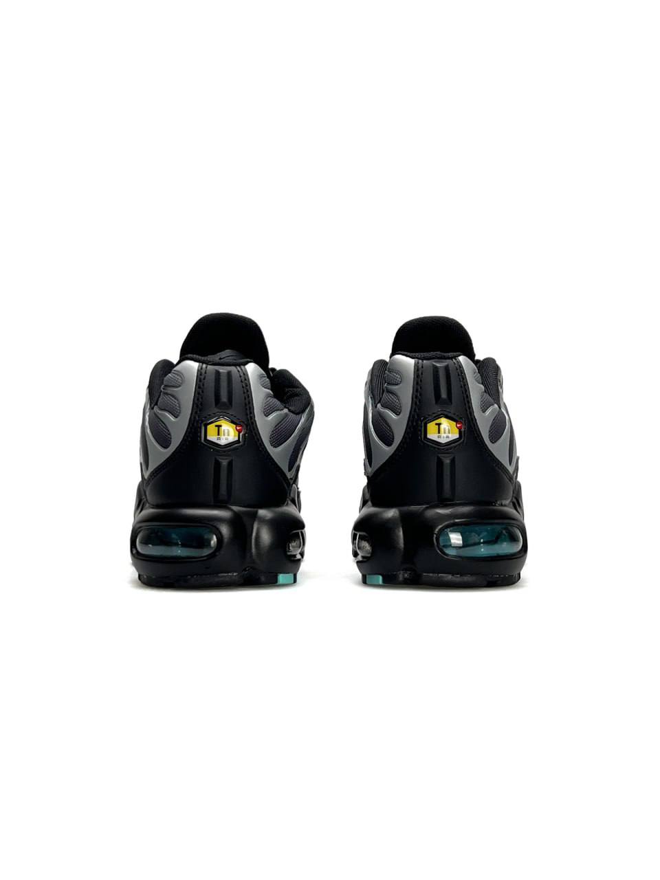 Nike Air Max Plus Grey Black Sky