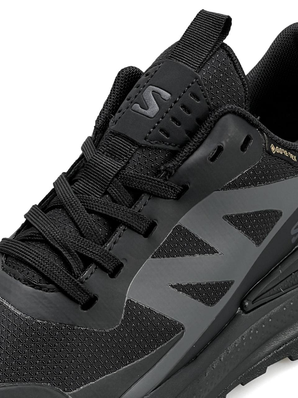 Salomon Elixir Activ Gore-Tex Black