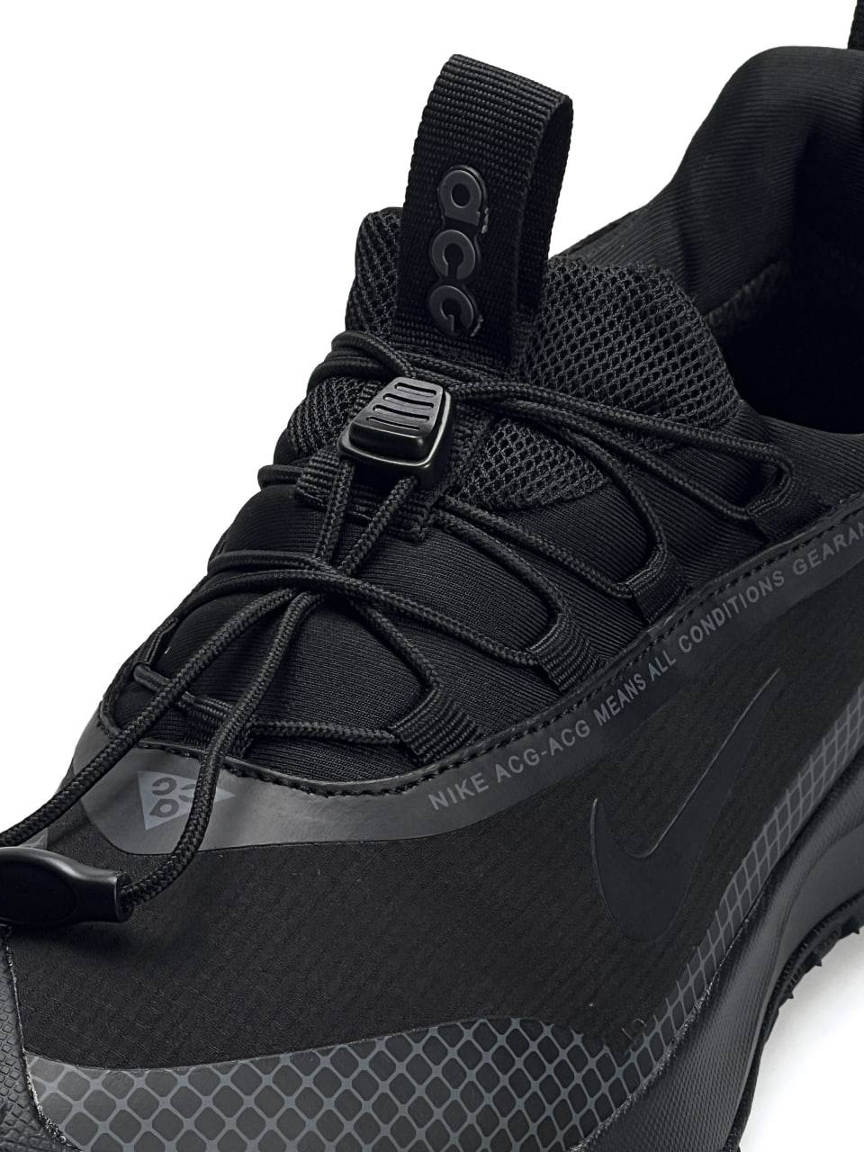 Nike ACG Mountain Fly Low Gore-Tex All Black