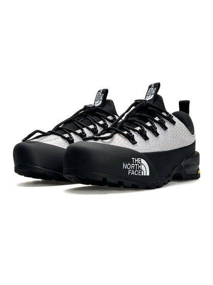 The North Face Glenclyffe Low Gore-Tex Black White