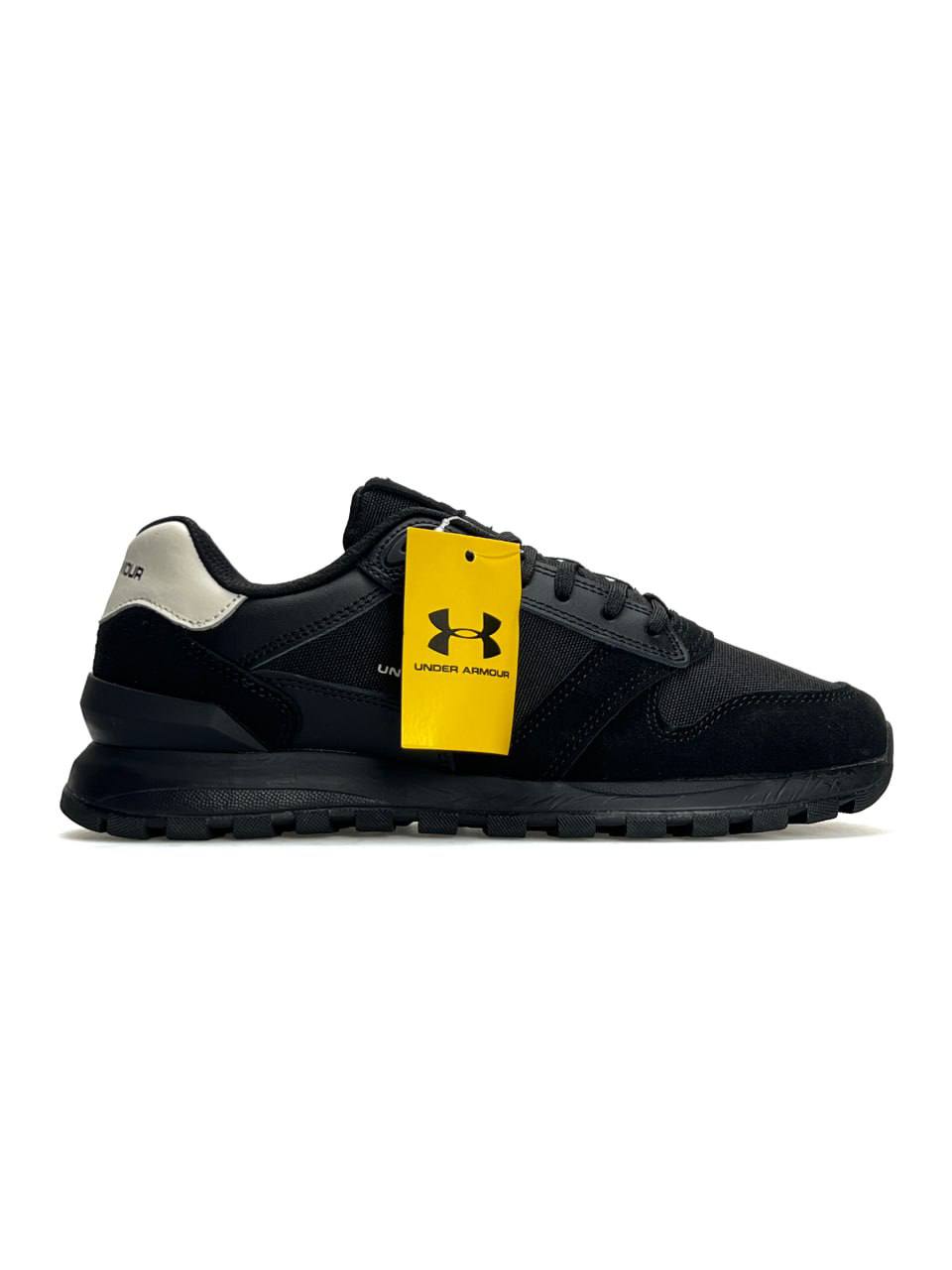 Under Armour Essential Runner Black