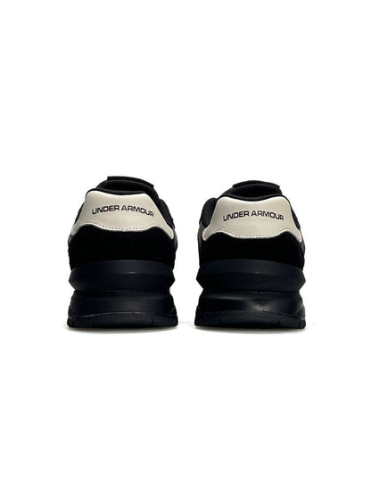 Under Armour Essential Runner Black