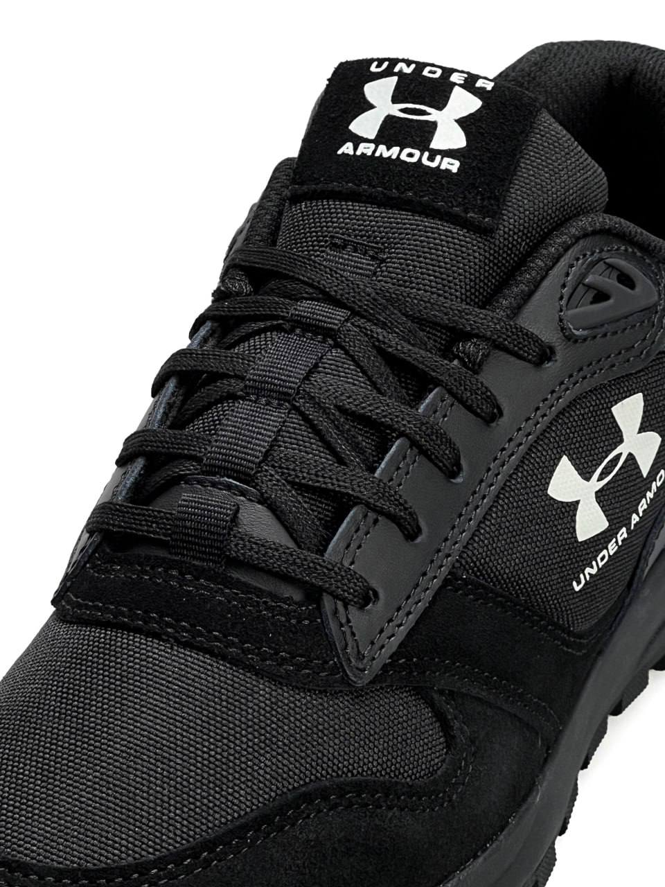 Under Armour Essential Runner Black