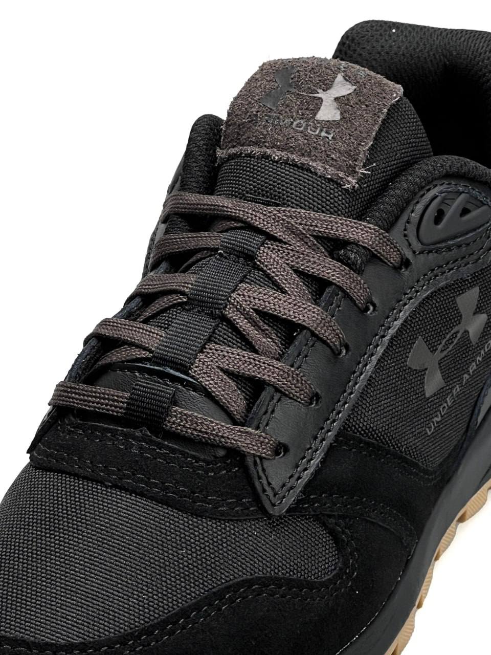 Under Armour Essential Runner Black Brown