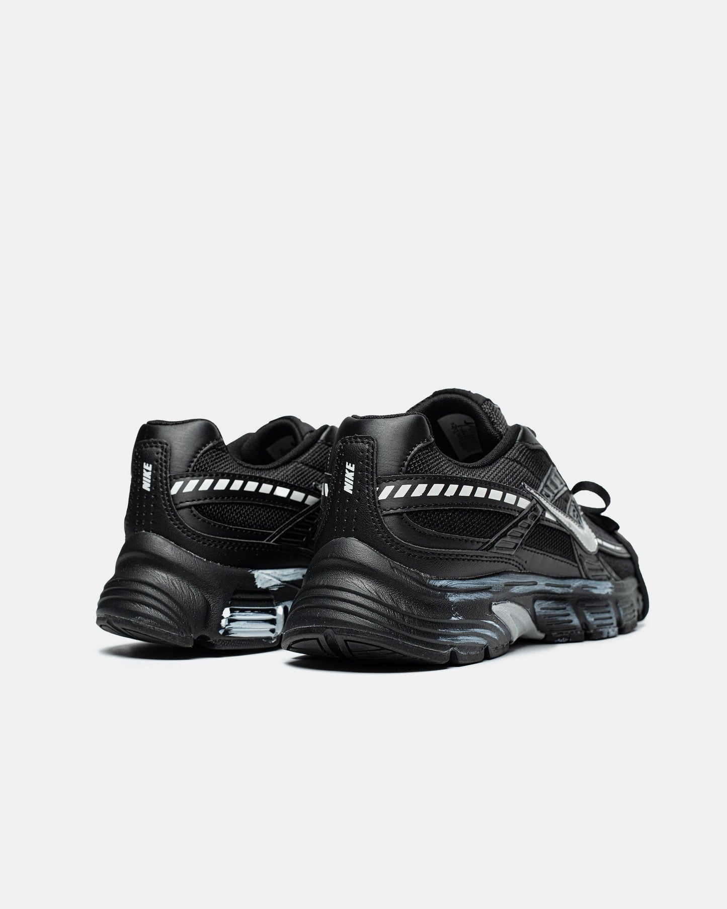 Nike Initiator Custom Black