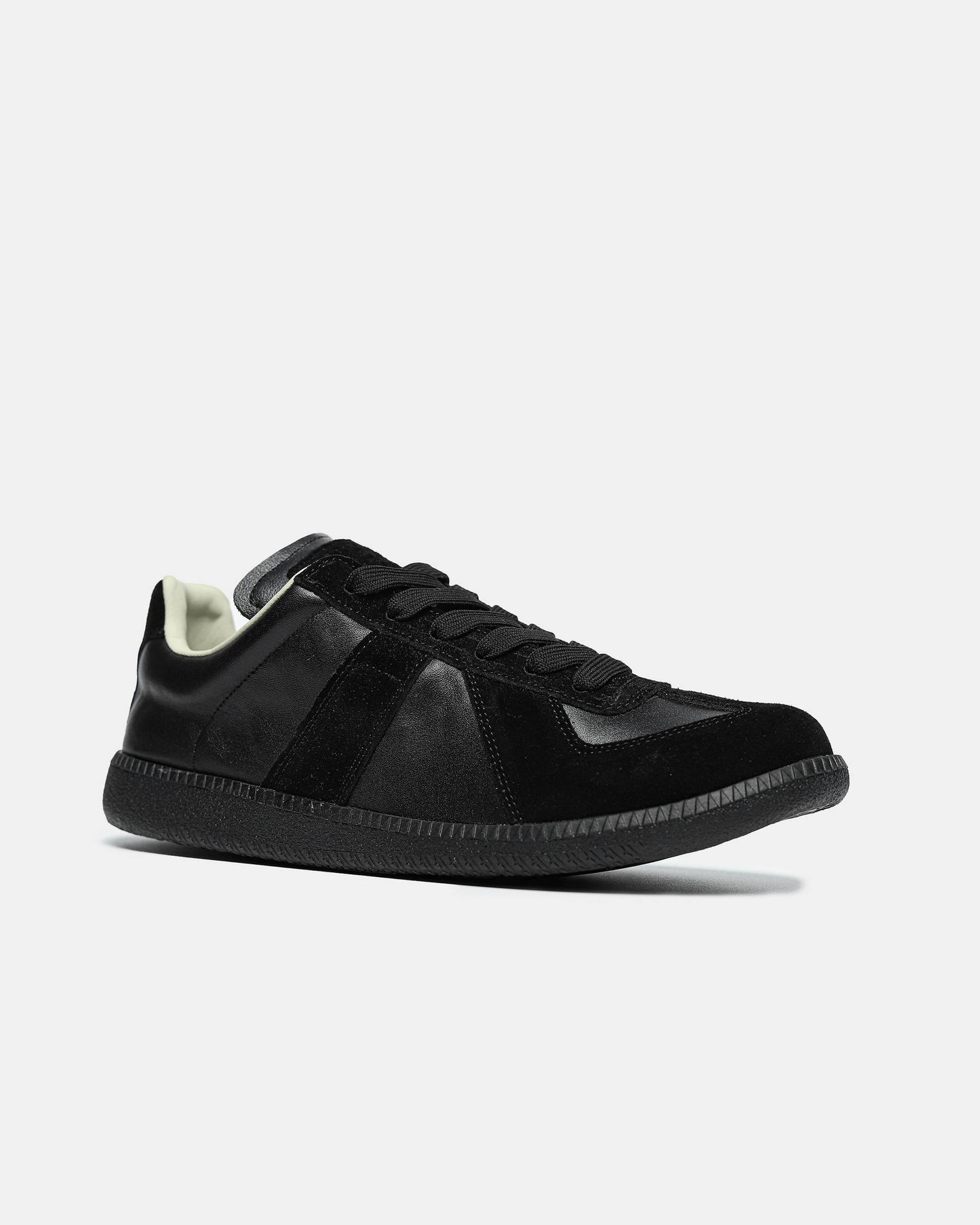 Maison Margiela Replica All Black
