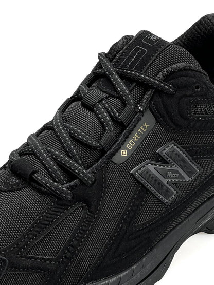 New Balance 1906R Fur All Black