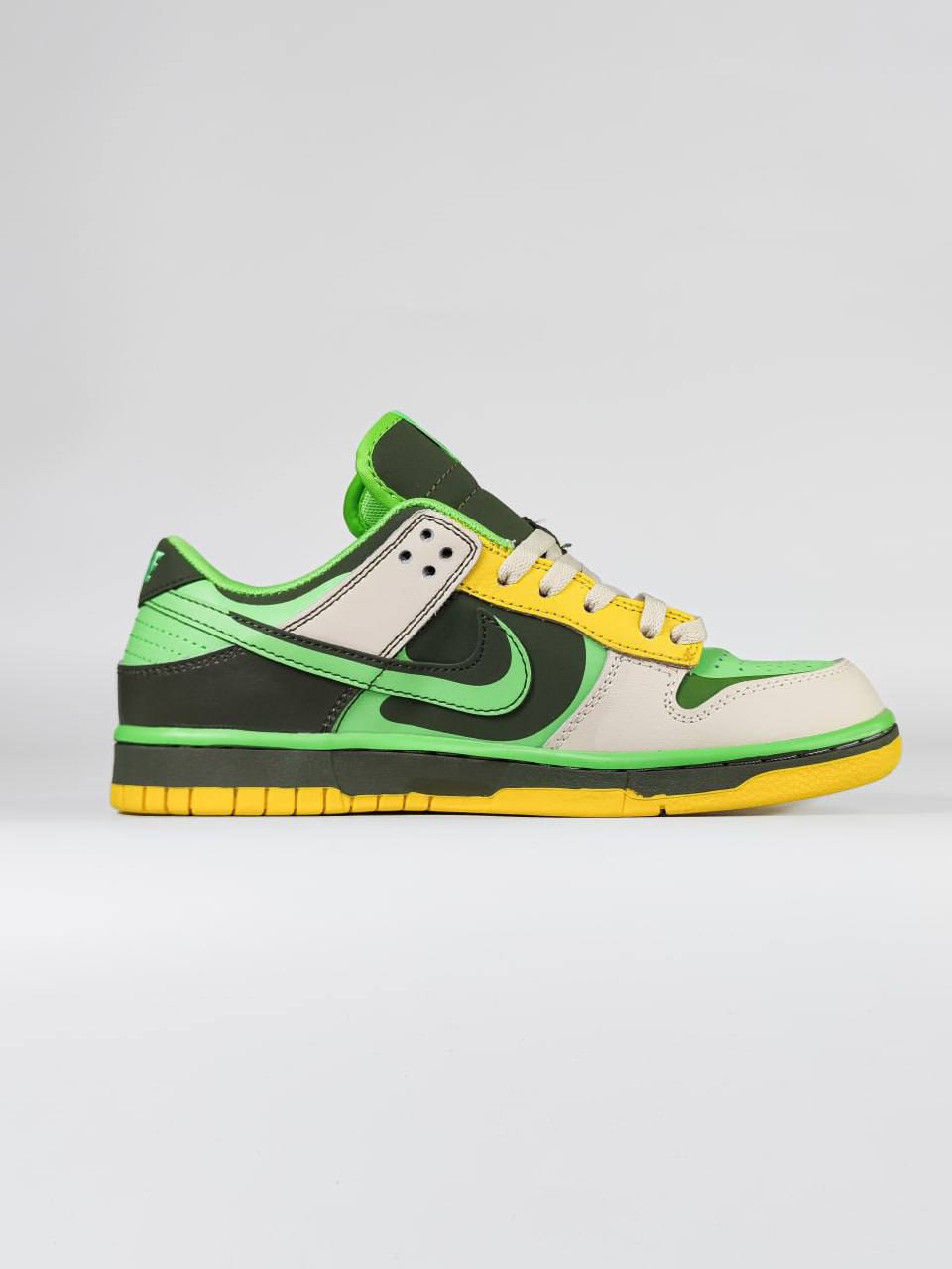 Nike SB Dunk Low Green Yellow
