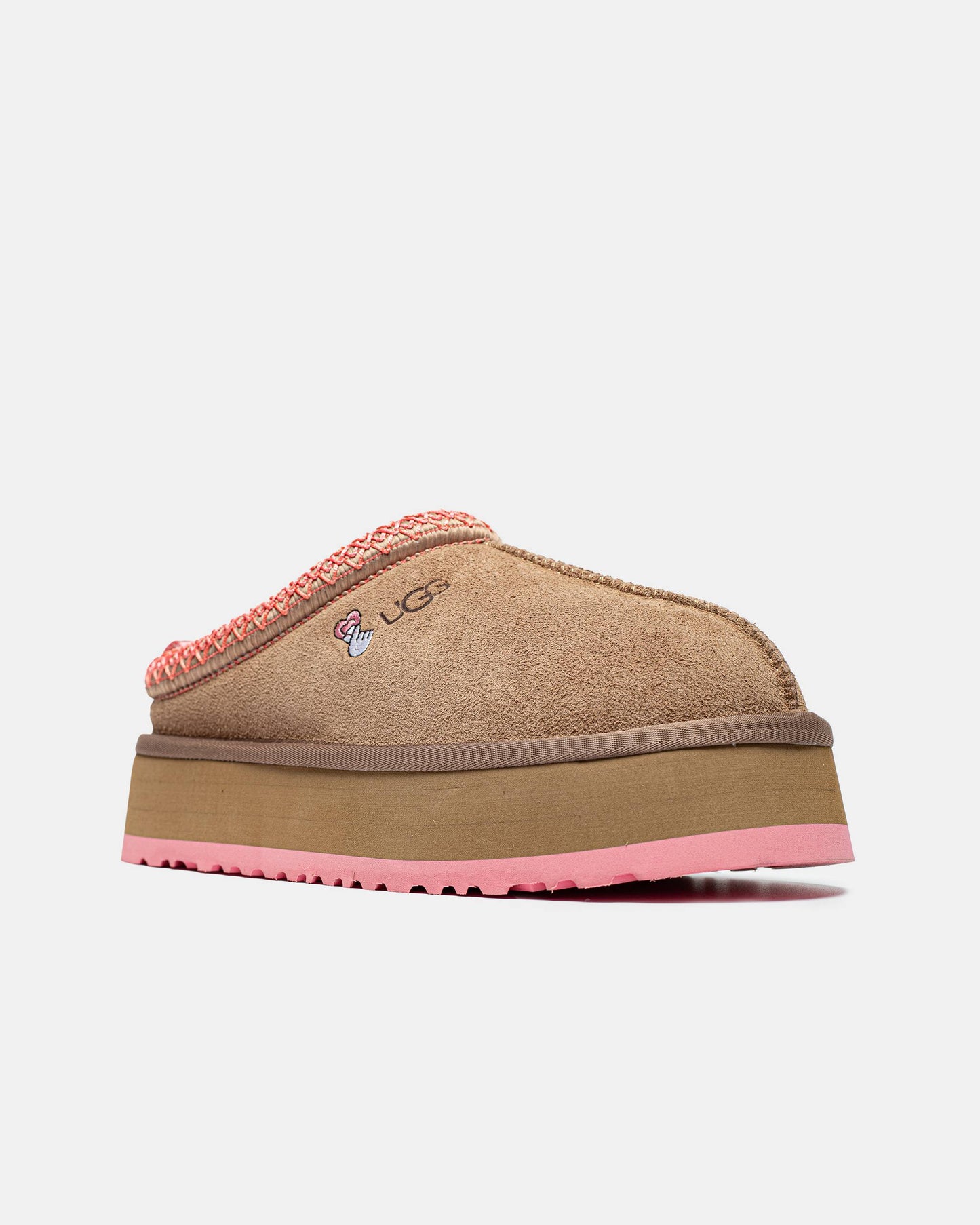 Ugg Tasman Platform Chesnut Love
