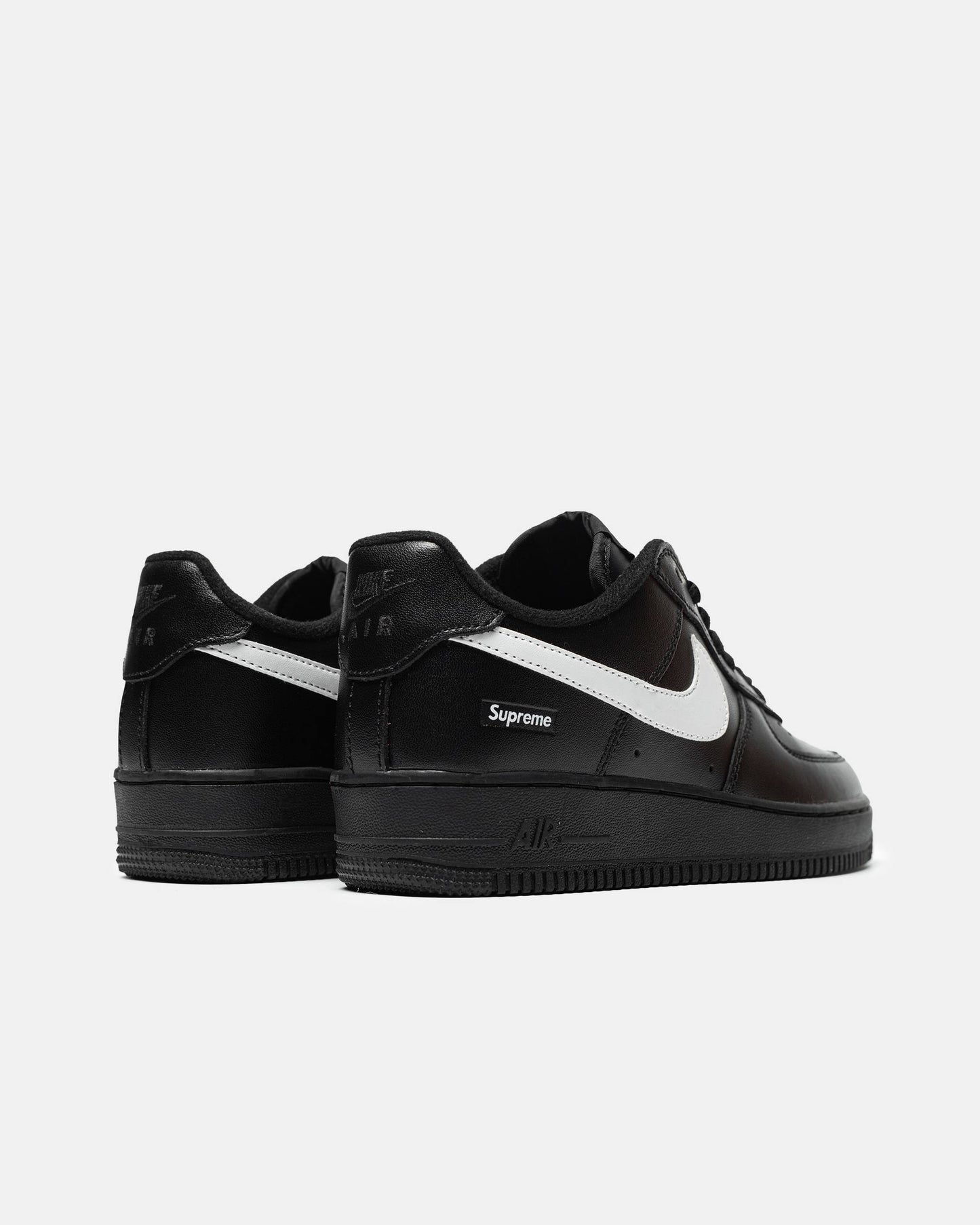 Nike Air Force 1 x Supreme Black ʼ2025