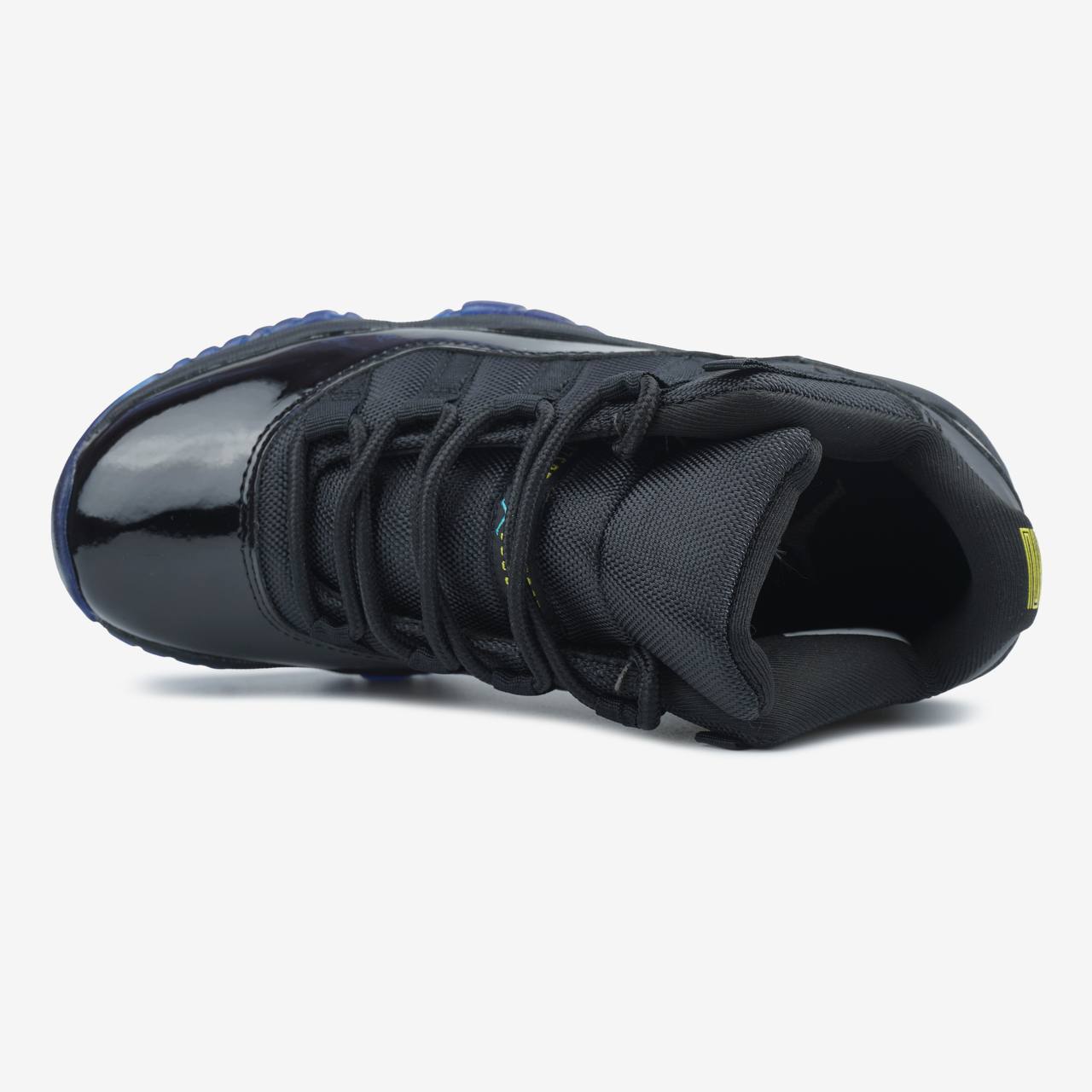 Nike Air Jordan Retro 11 Low Gamma Blue