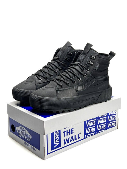 Vans Old Skool MTE-1 HI / Sk8-Hi MTE-3 Fur All Black