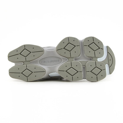 New Balance 9060 Light Grey
