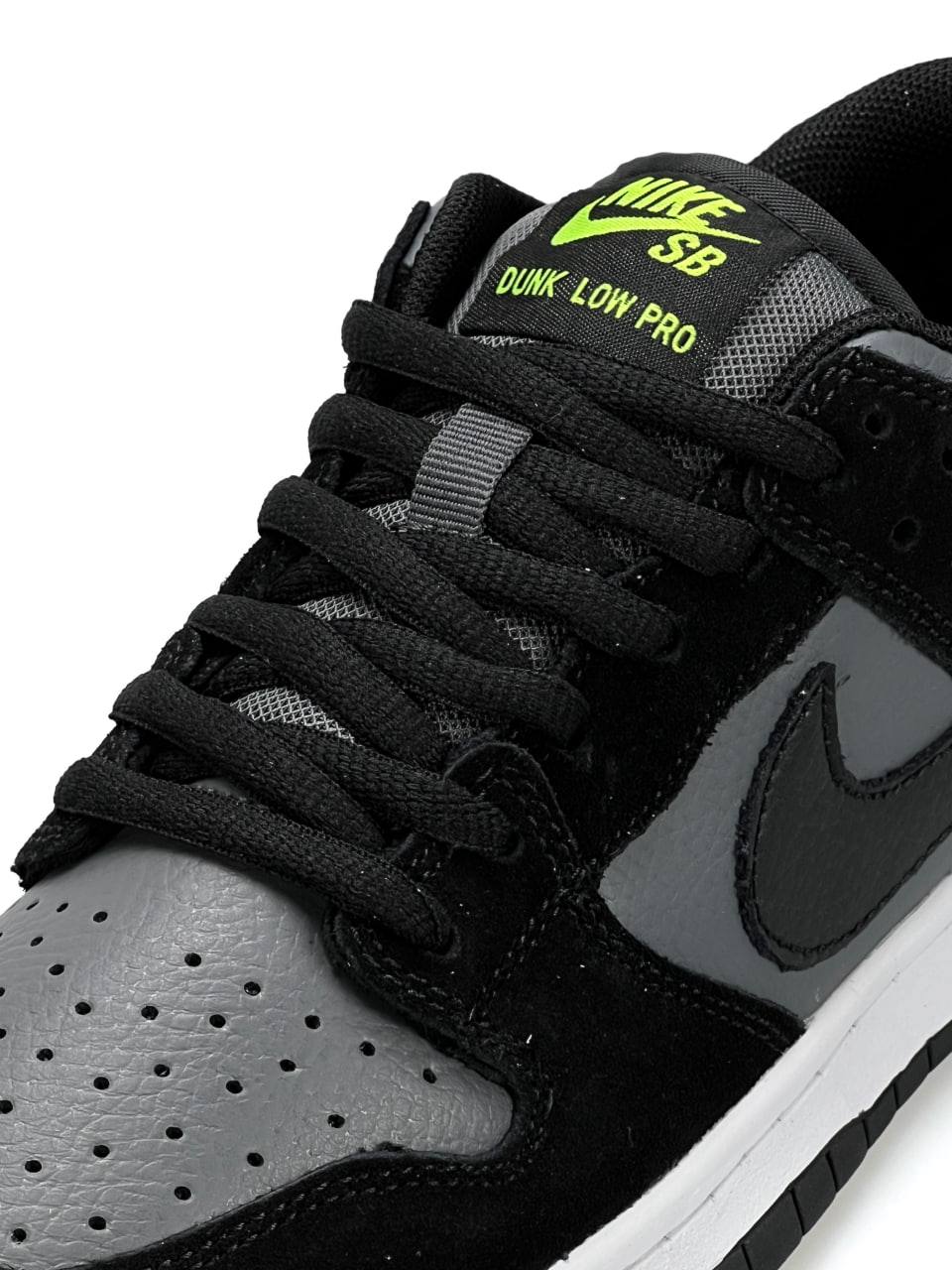 Nike SB Dunk Low Pro Black Grey