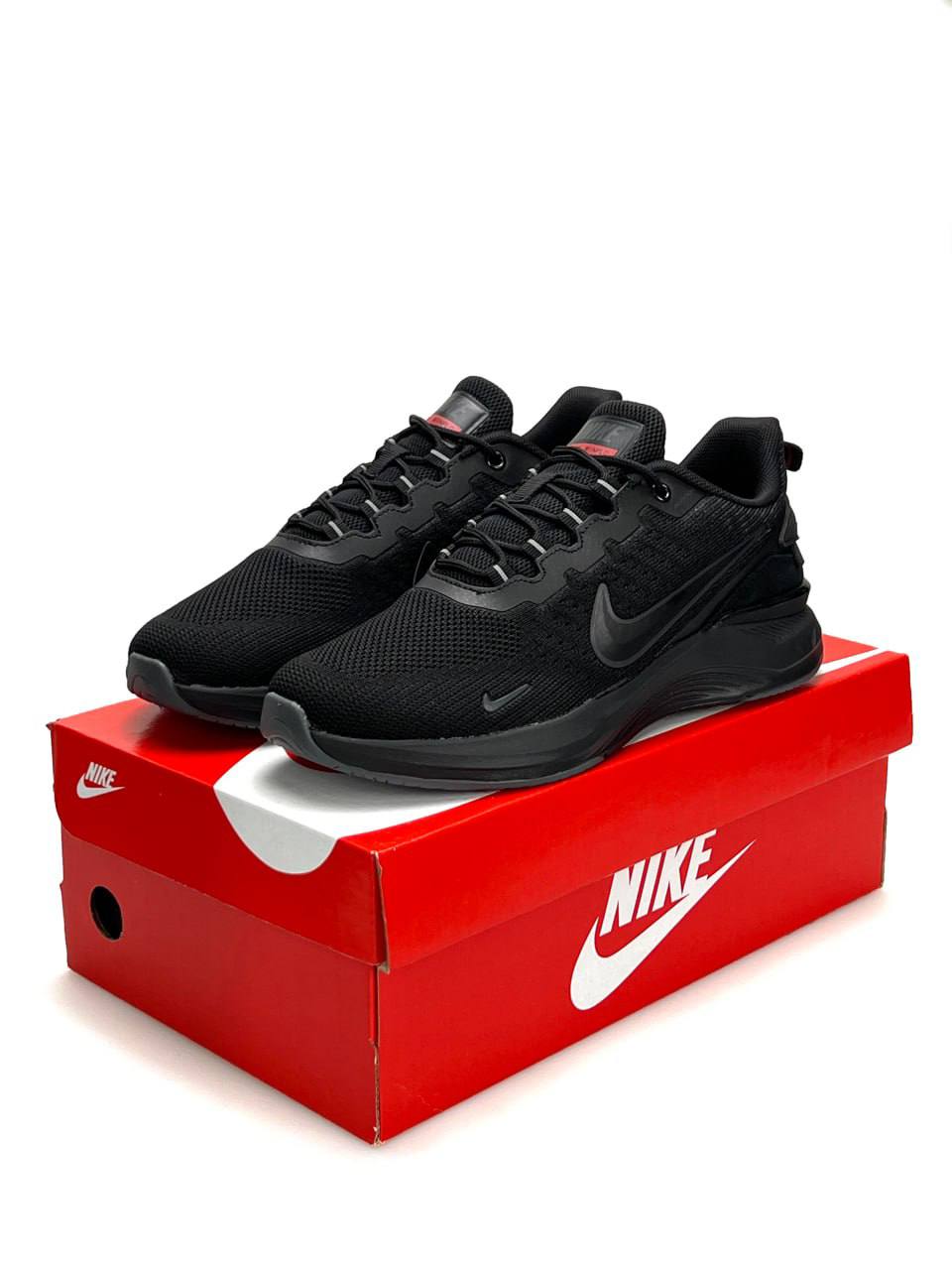 Nike Air Zoom Winflo All Black