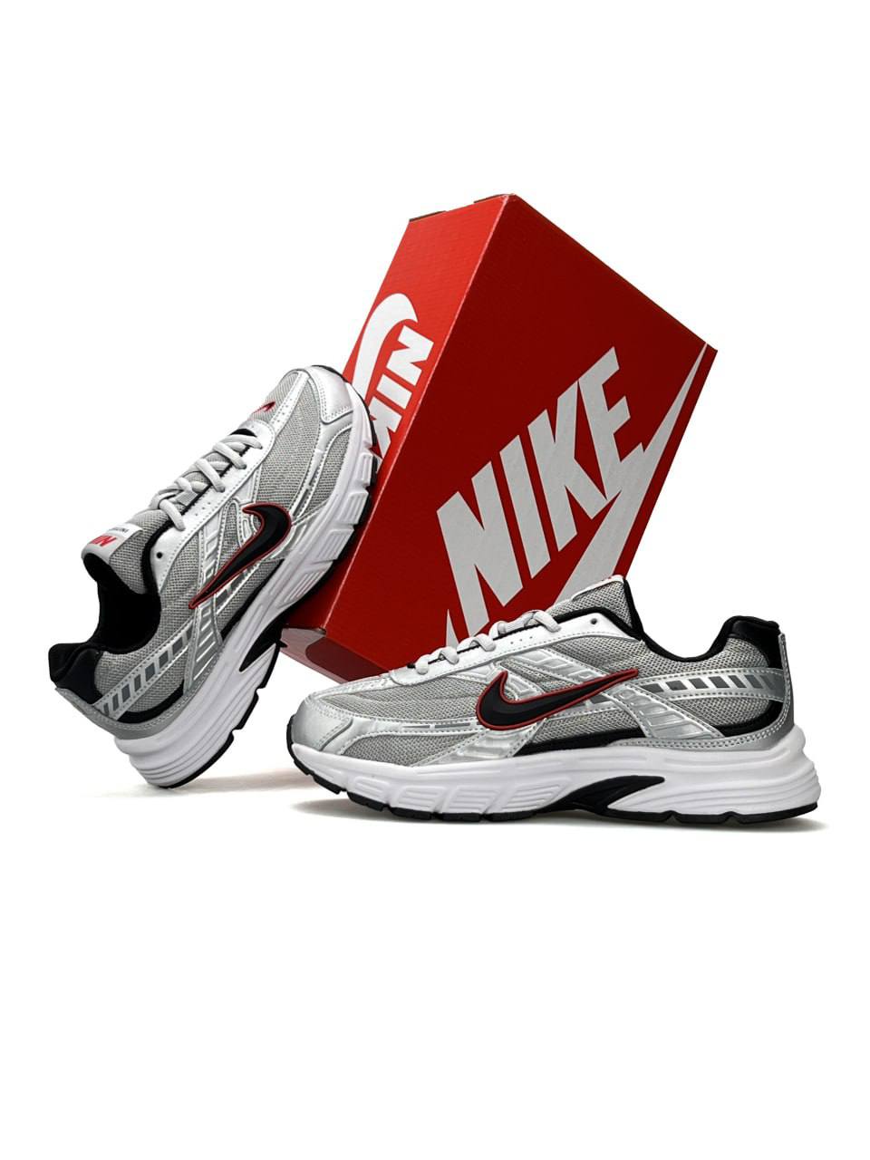Nike Initiator Silver Grey