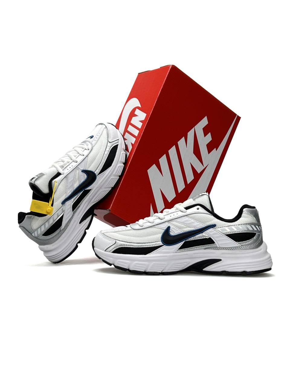 Nike Initiator White Silver Black