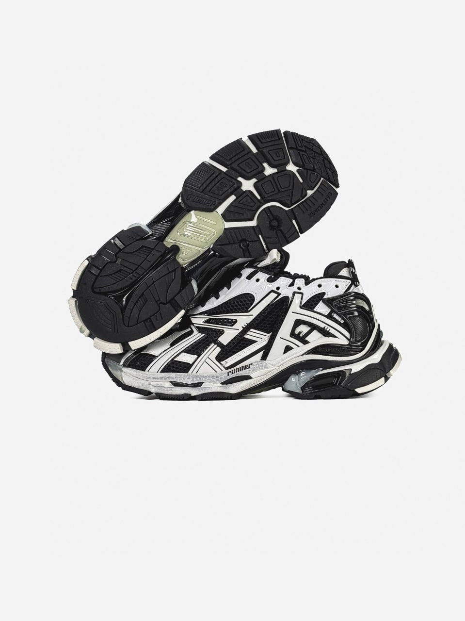Balenciaga Runner Black White