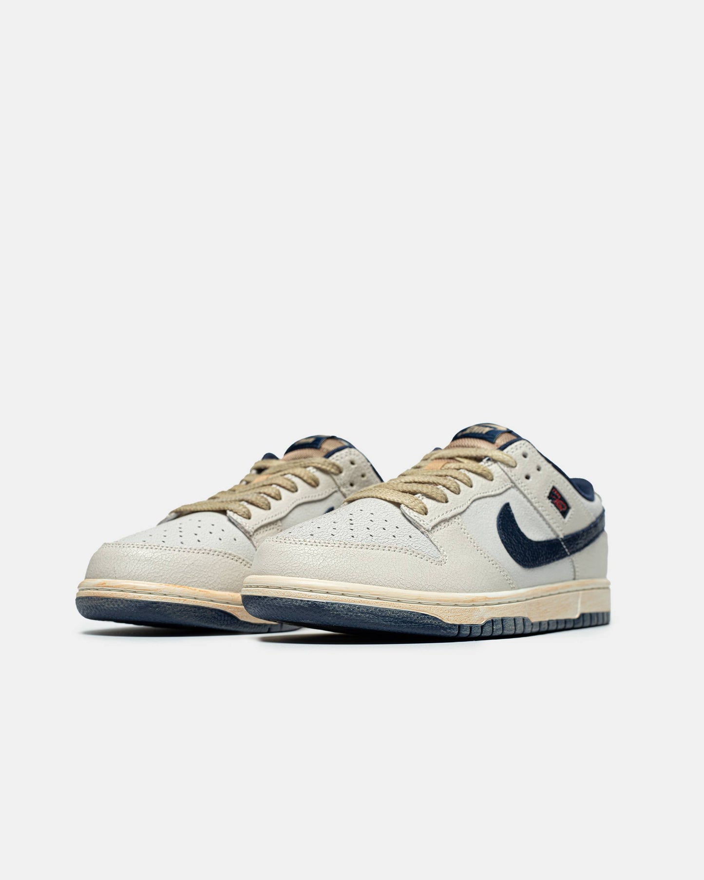 Nike SB Dunk Low Stranger Things Phantom