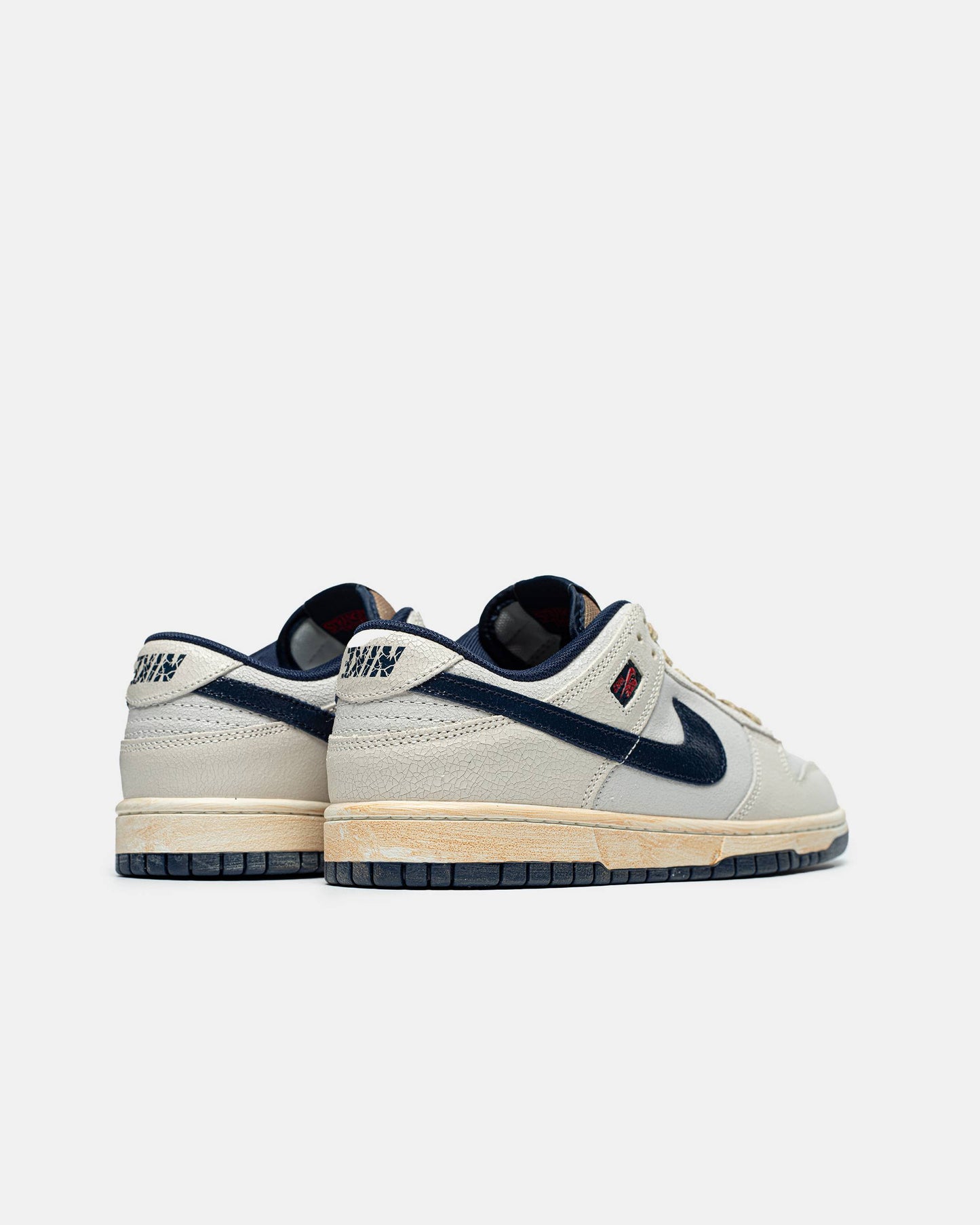 Nike SB Dunk Low Stranger Things Phantom