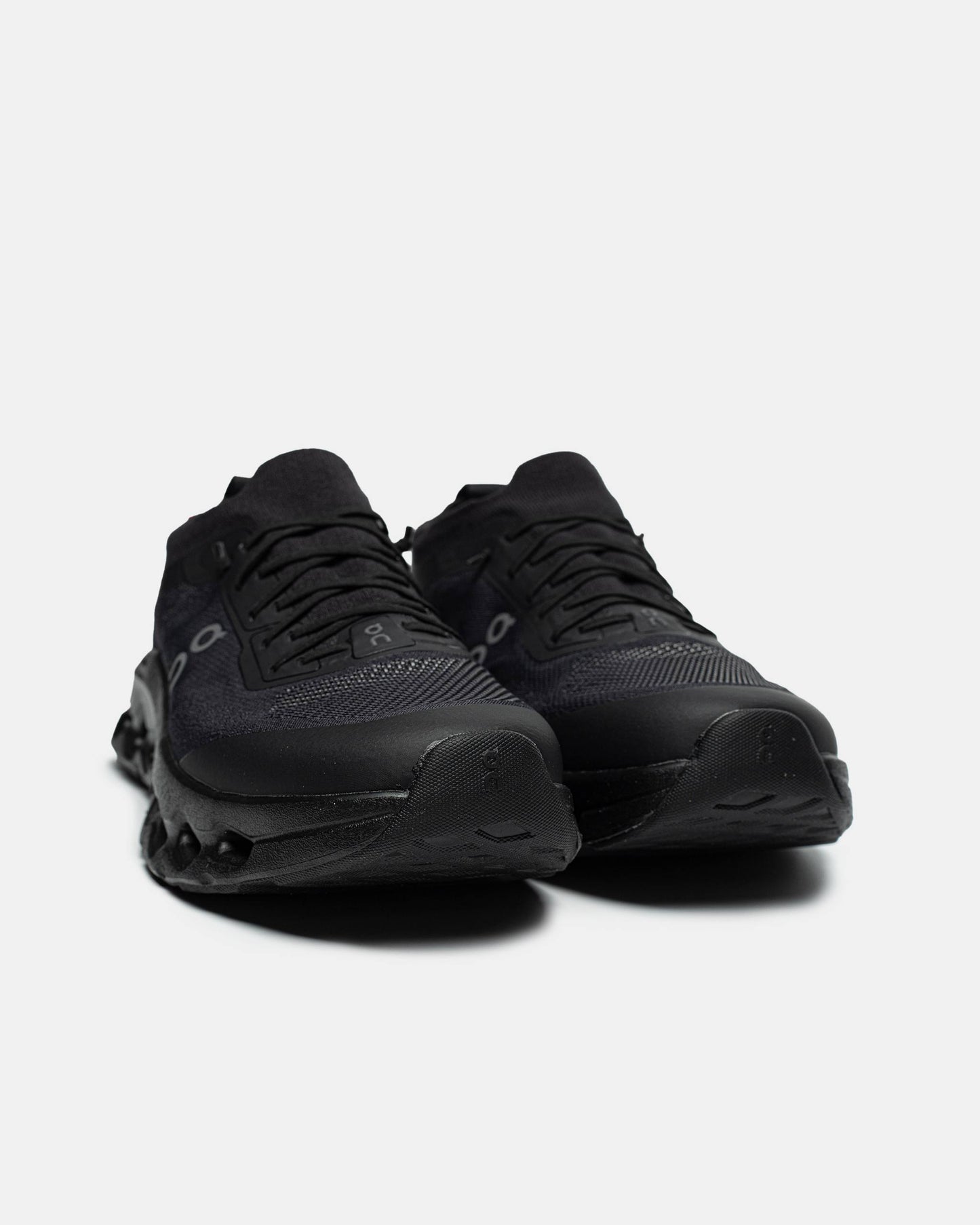 On Cloudtilt Moon Black