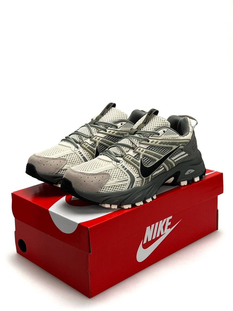 Nike V2K Khaki Beige