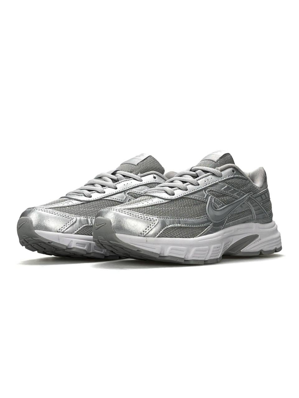Nike Initiator Silver White