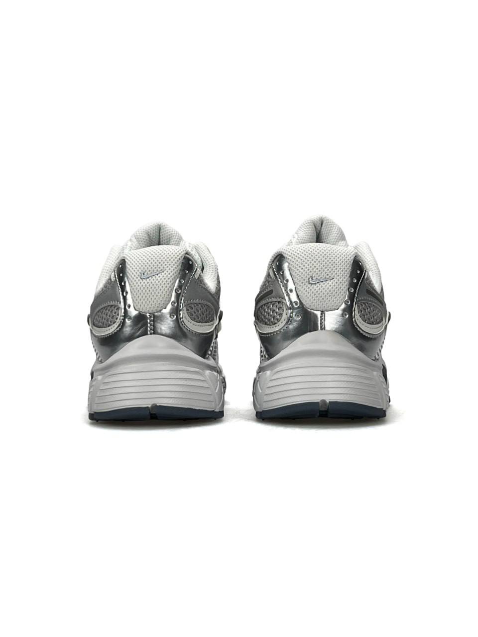Nike V5 RNR Light Grey Metallic
