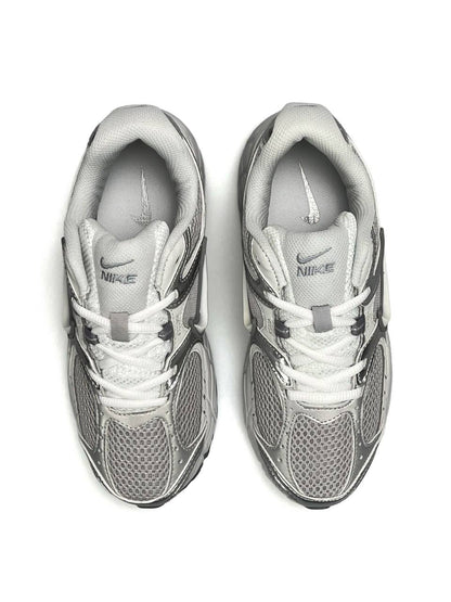 Nike V5 RNR Light Grey Metallic