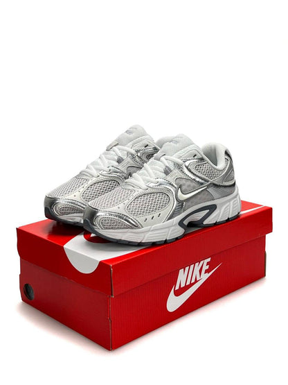 Nike V5 RNR Light Grey Metallic