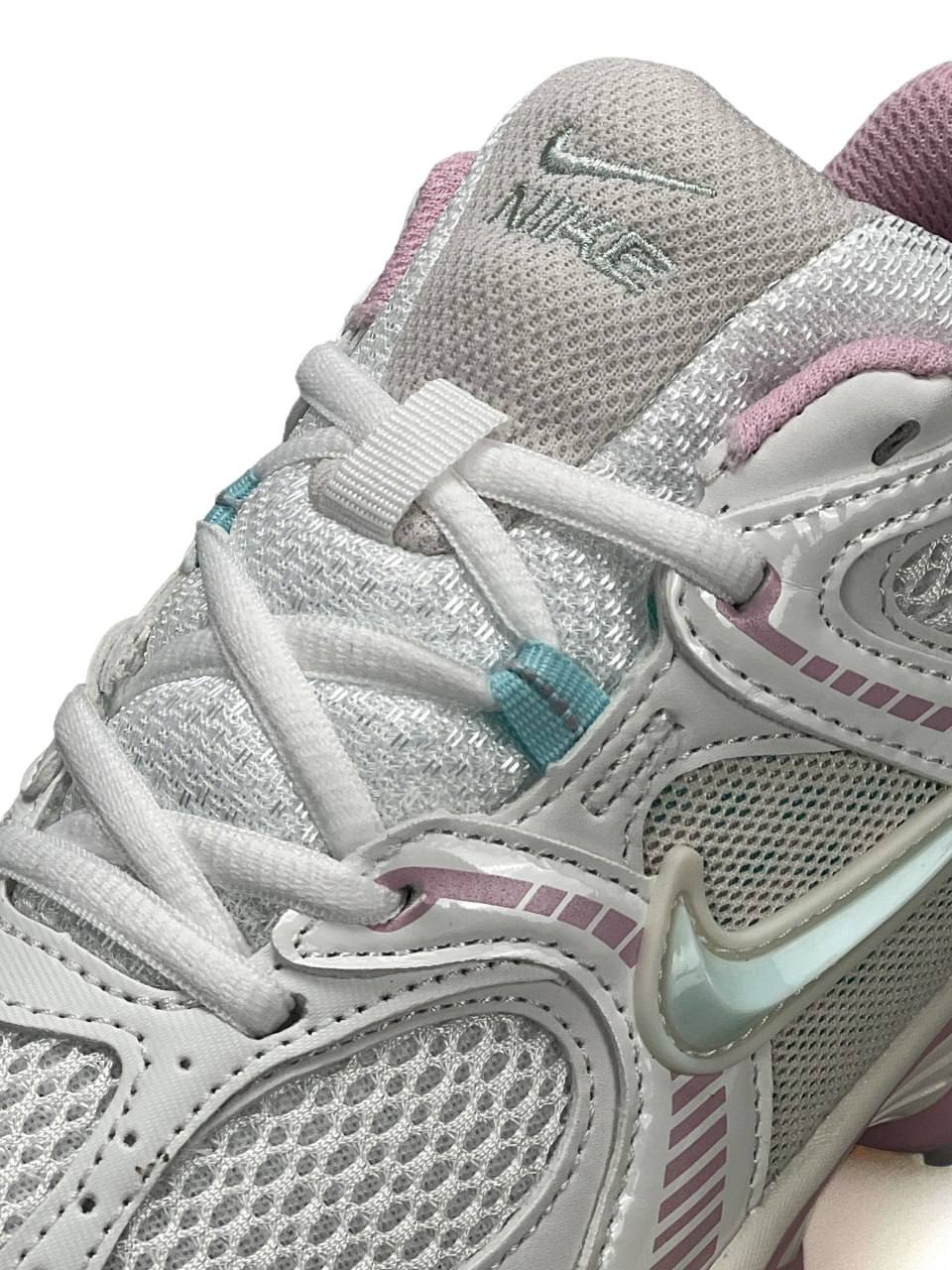 Nike V5 RNR White Pink